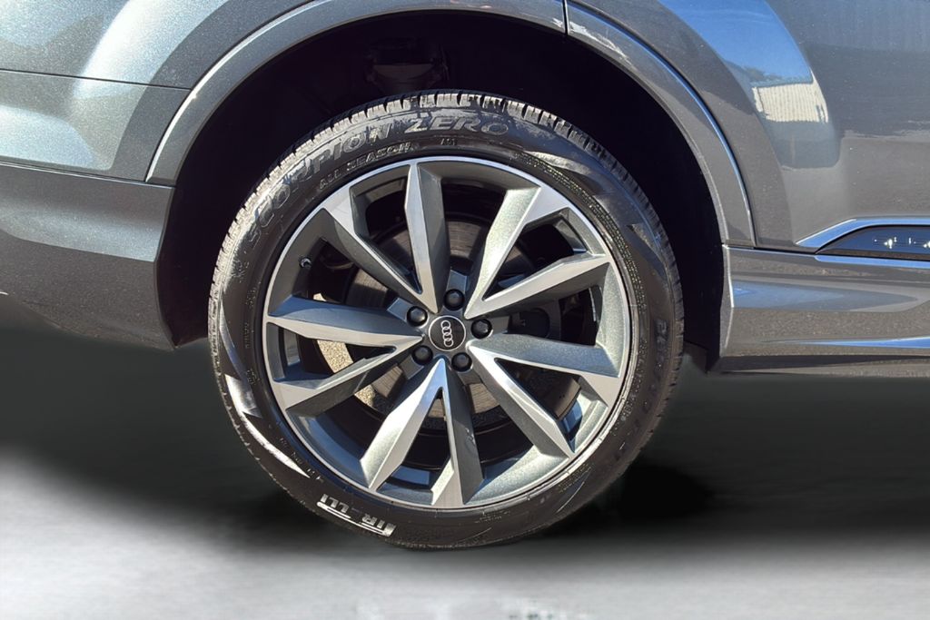 used 2023 Audi SQ7 car, priced at $66,400