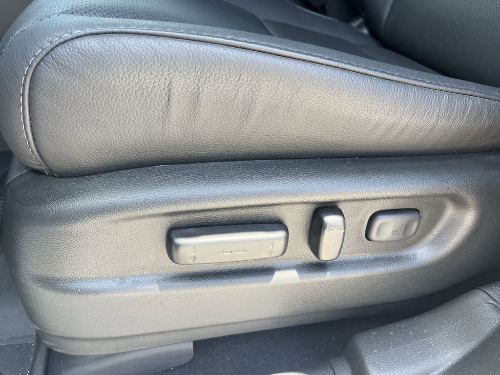 used 2025 Honda Passport car, priced at $38,991