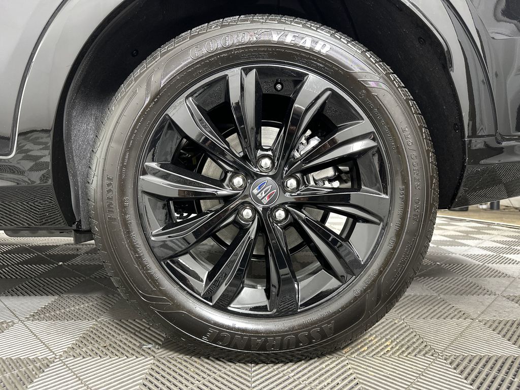new 2025 Buick Envista car, priced at $29,570