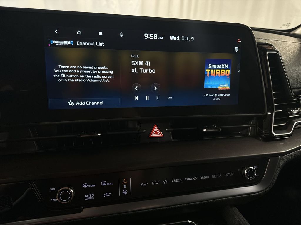 new 2025 Kia Sportage Hybrid car, priced at $33,615