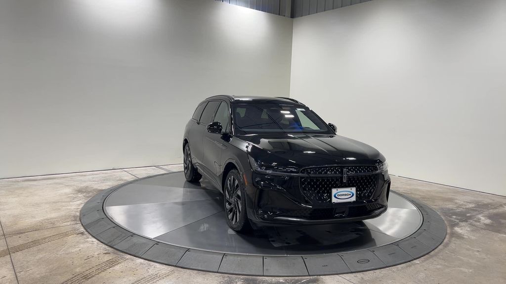 new 2025 Lincoln Nautilus car, priced at $67,495