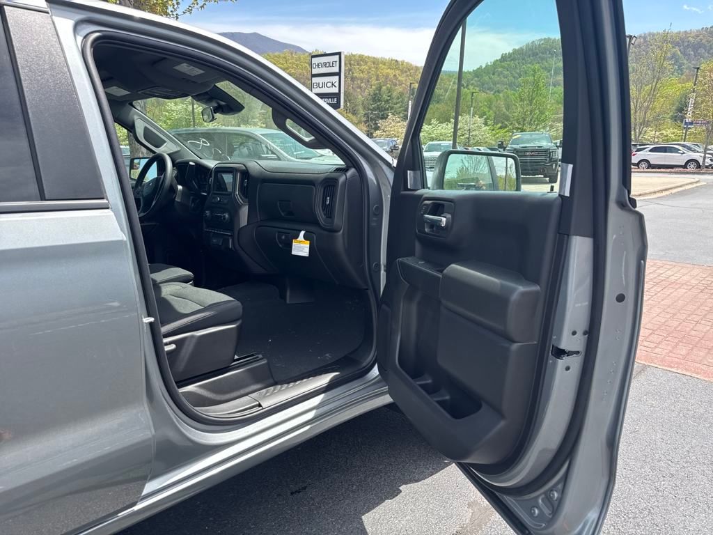 new 2025 Chevrolet Silverado 1500 car, priced at $46,119
