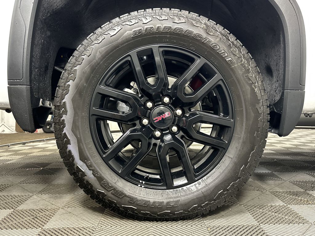 new 2025 GMC Sierra 1500 car, priced at $61,929