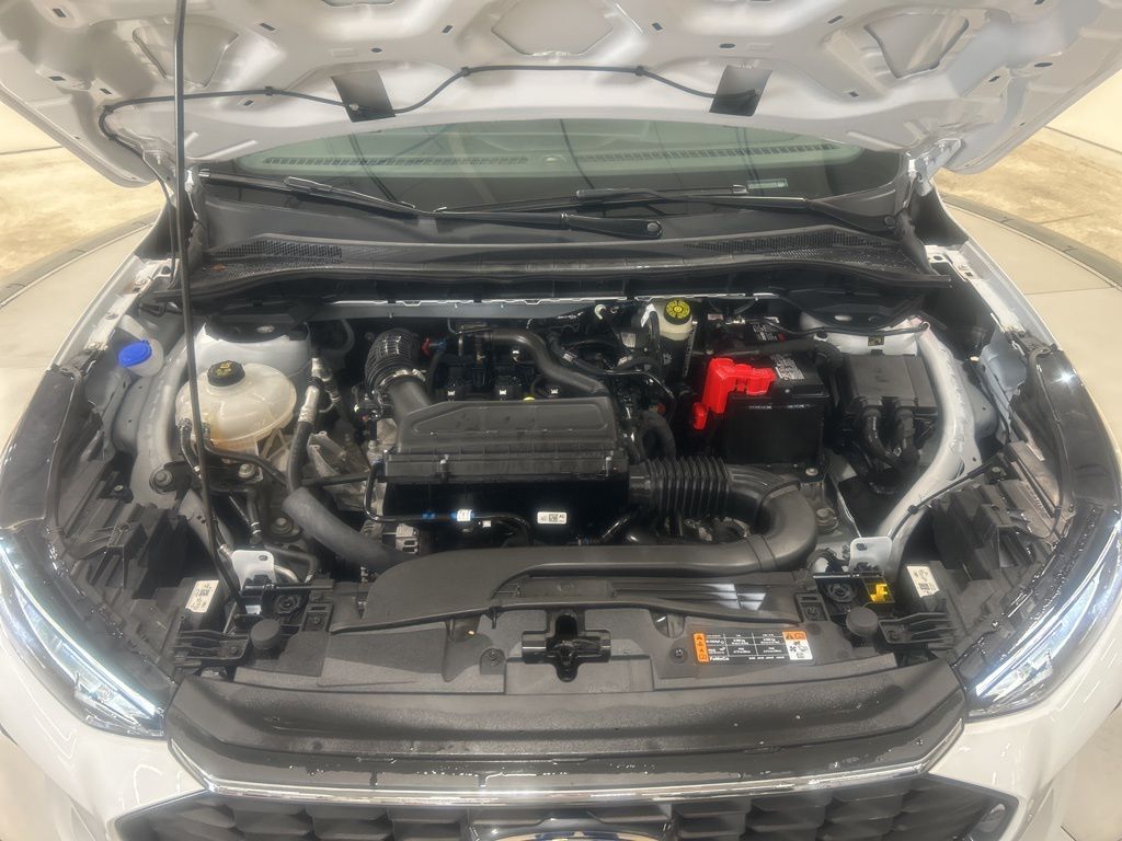 used 2023 Ford Escape car, priced at $24,497