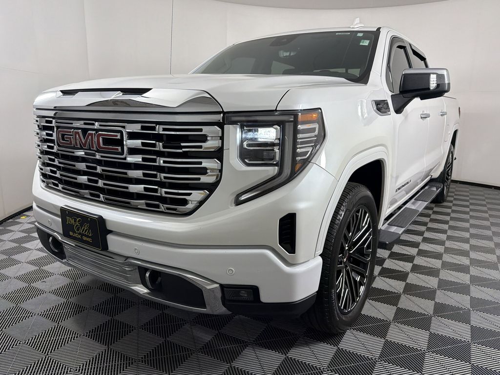 used 2023 GMC Sierra 1500 car, priced at $49,997