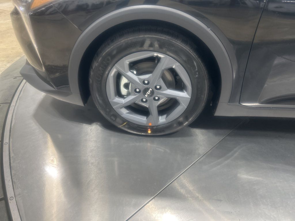 new 2025 Kia K4 car, priced at $23,005