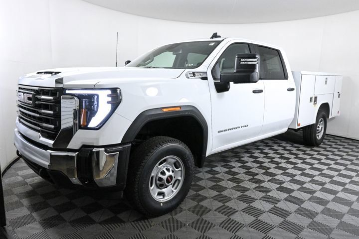 new 2024 GMC Sierra 2500HD car, priced at $49,778