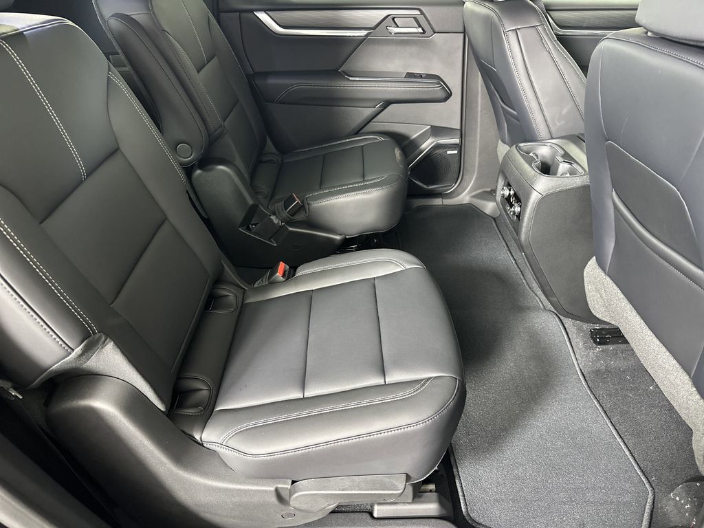 new 2025 GMC Acadia car, priced at $45,525