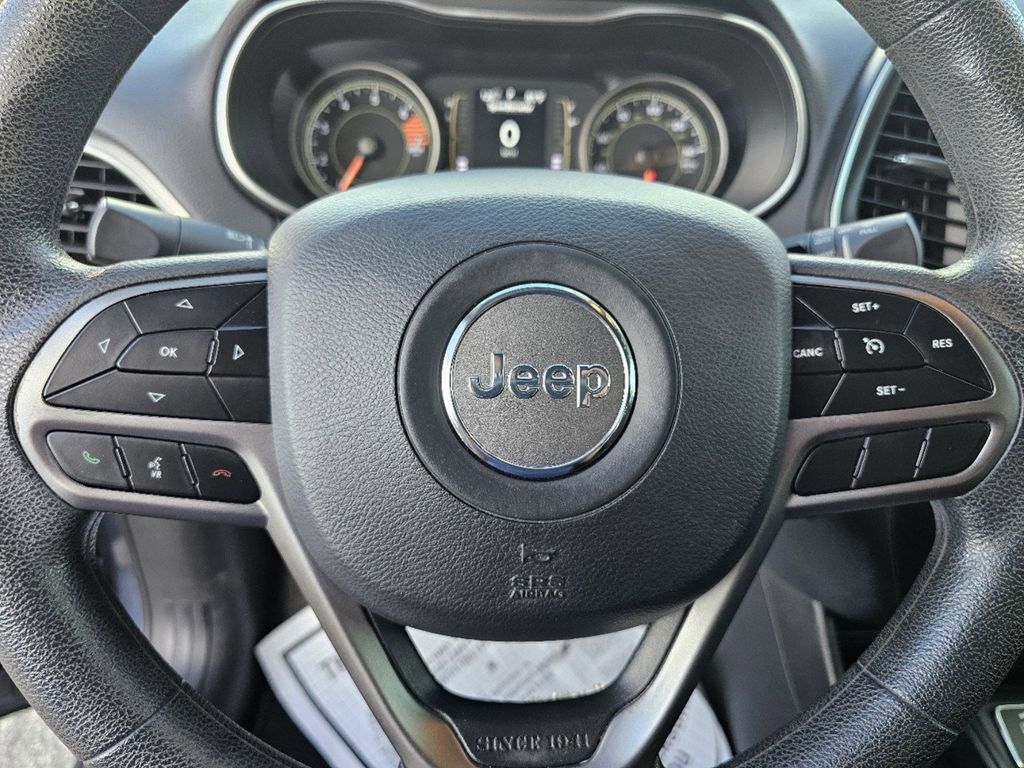 used 2019 Jeep Cherokee car, priced at $15,493