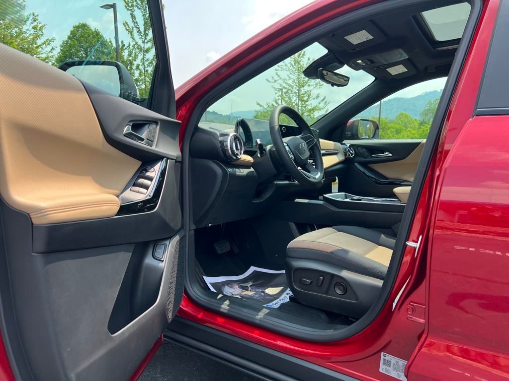 new 2025 Chevrolet Equinox car, priced at $40,370