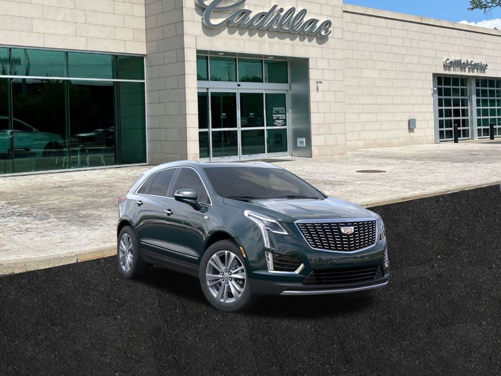 new 2025 Cadillac XT5 car, priced at $55,165