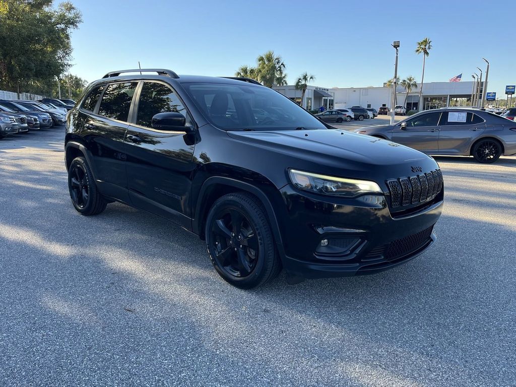 used 2020 Jeep Cherokee car, priced at $16,120