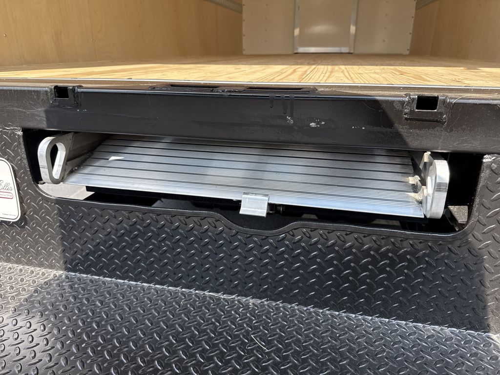 new 2025 GMC Savana 3500 car, priced at $40,505