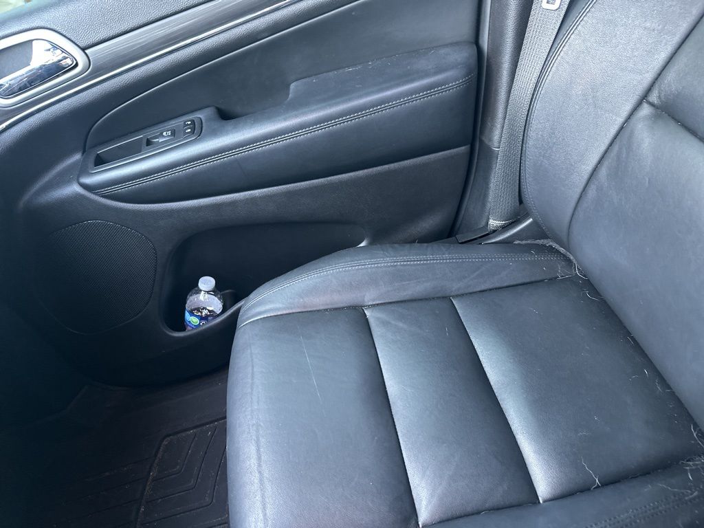 used 2021 Jeep Grand Cherokee car, priced at $22,991