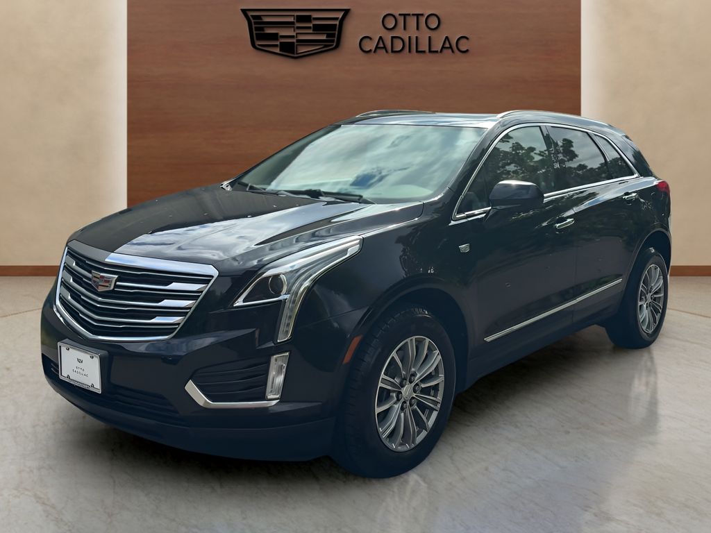 used 2017 Cadillac XT5 car, priced at $18,800