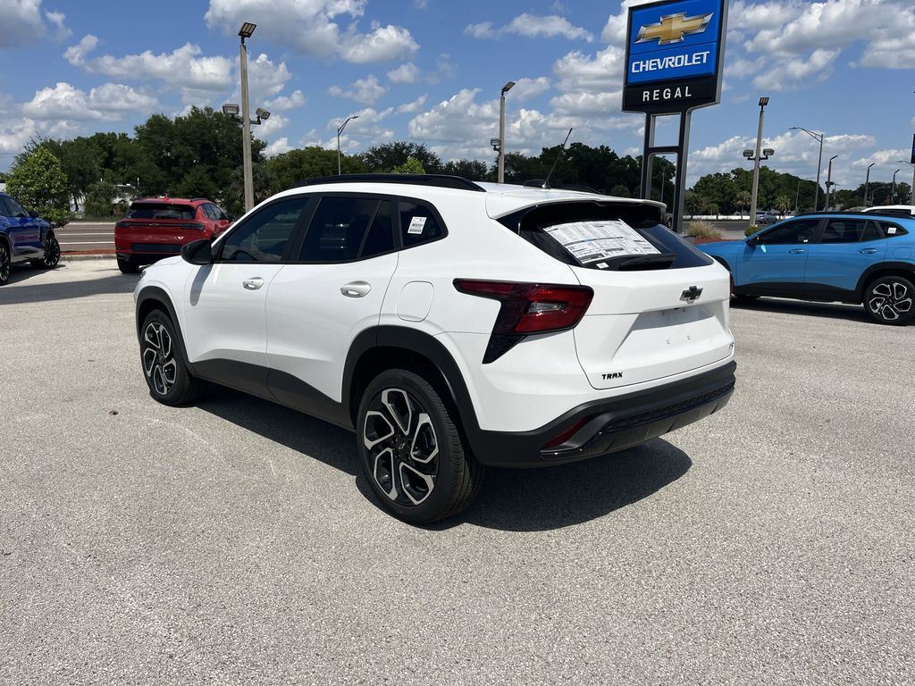 new 2025 Chevrolet Trax car, priced at $27,780
