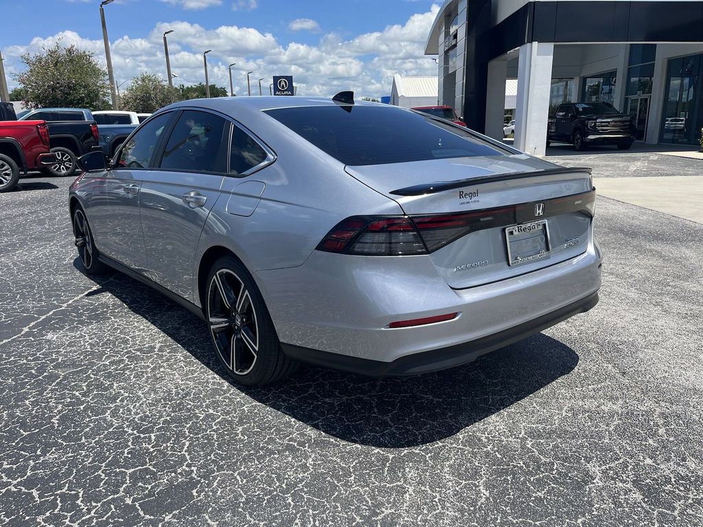 new 2024 Honda Accord Hybrid car, priced at $33,820