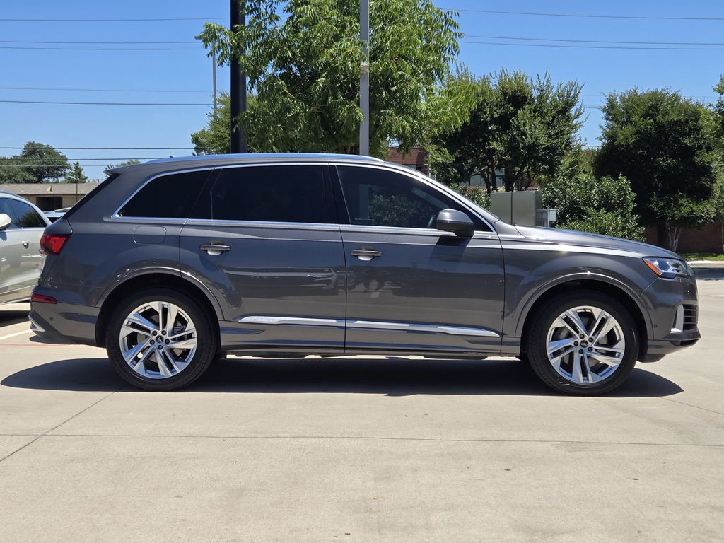 used 2021 Audi Q7 car, priced at $31,591