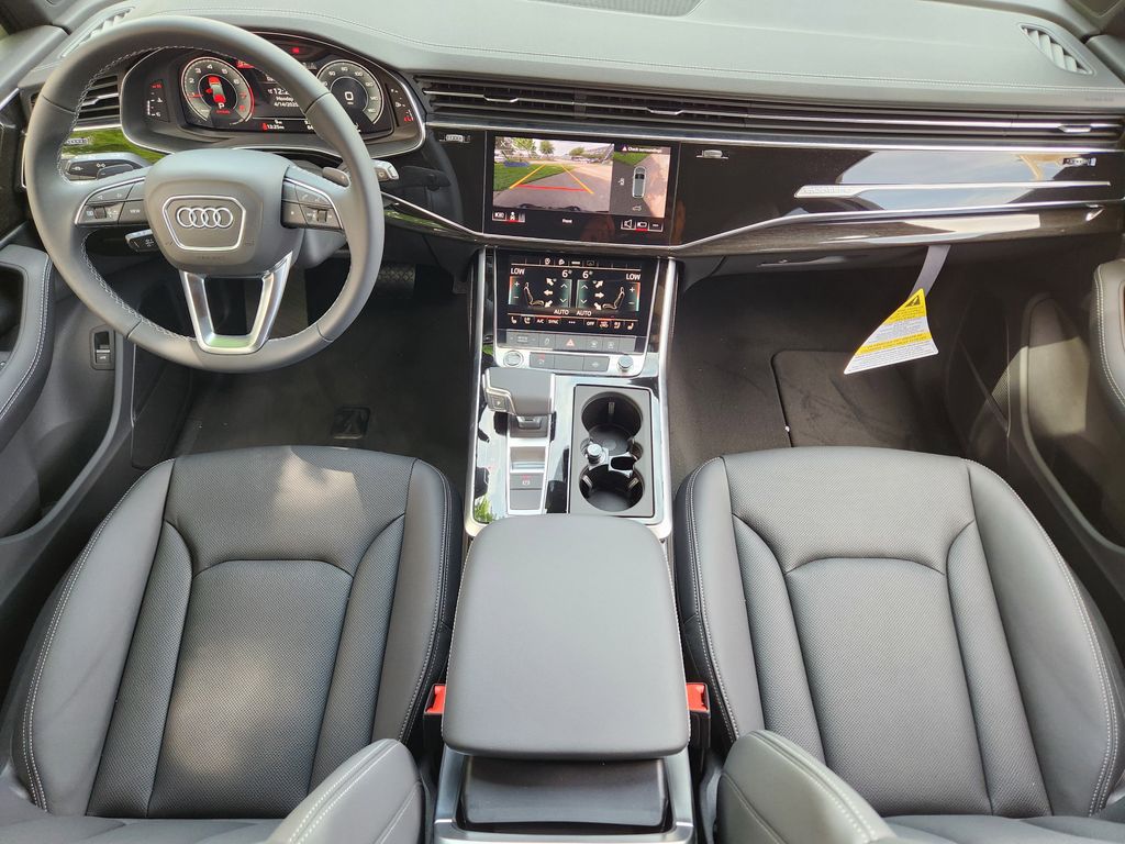 new 2025 Audi Q7 car, priced at $77,840