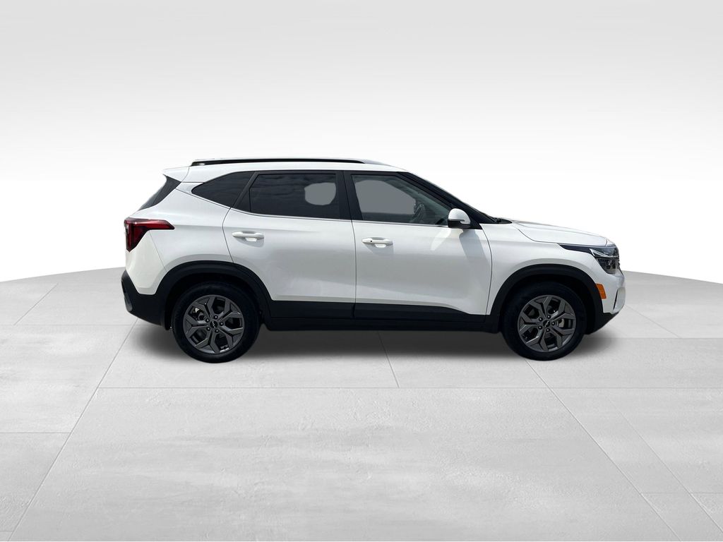 used 2024 Kia Seltos car, priced at $22,891