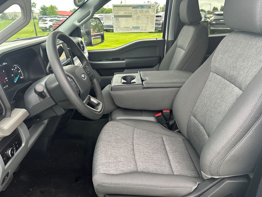 new 2025 Ford F-250SD car, priced at $69,520