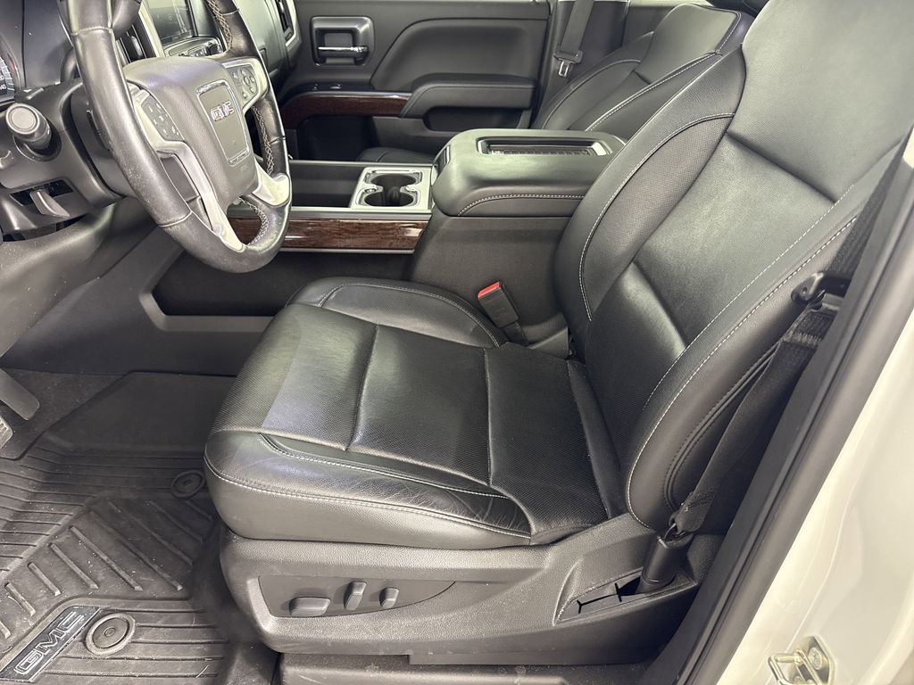 used 2018 GMC Sierra 1500 car, priced at $30,995