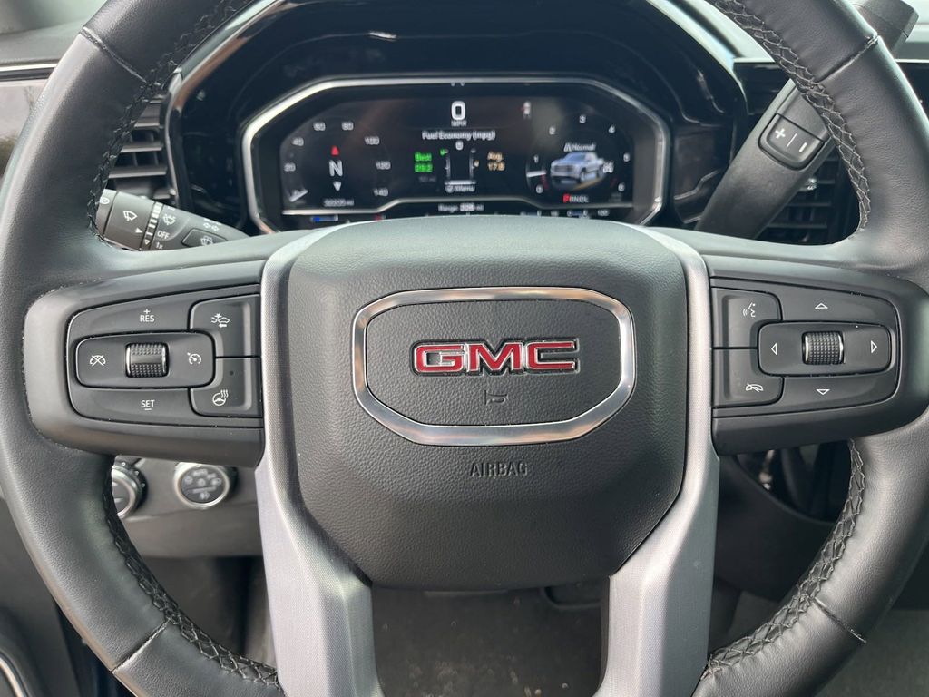 used 2024 GMC Sierra 1500 car, priced at $46,000