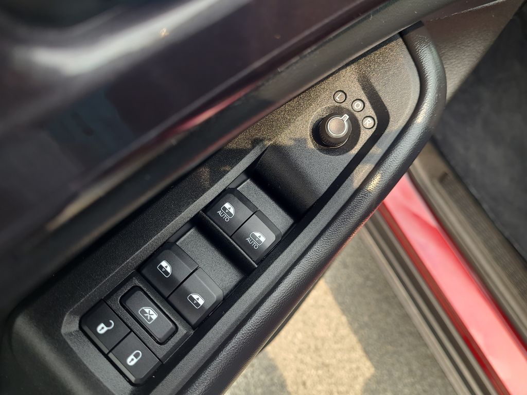 used 2021 Jeep Grand Cherokee L car, priced at $29,987
