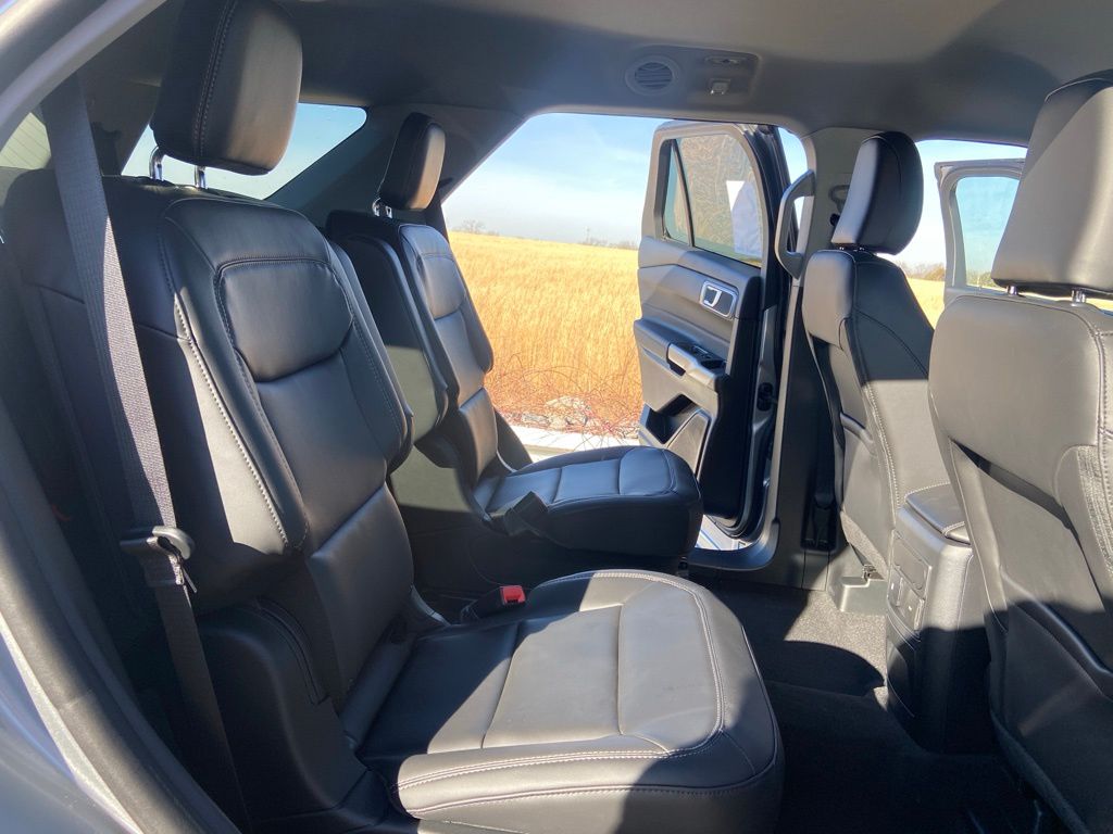 new 2024 Ford Explorer car, priced at $42,309