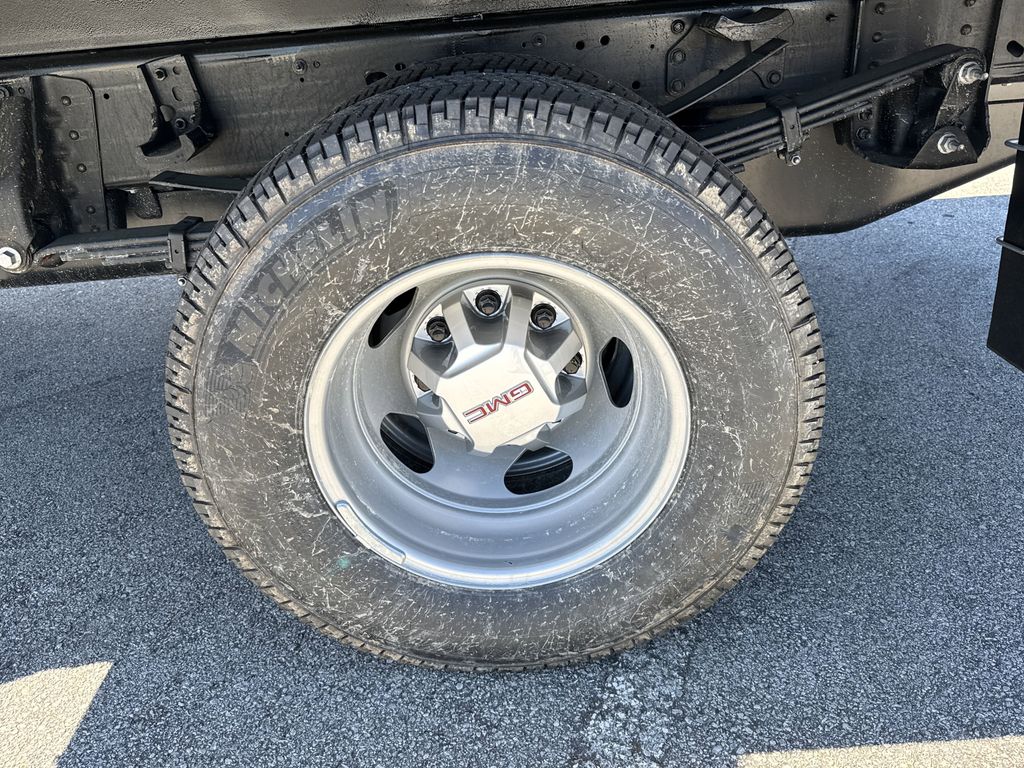 new 2025 GMC Sierra 3500HD car, priced at $54,618