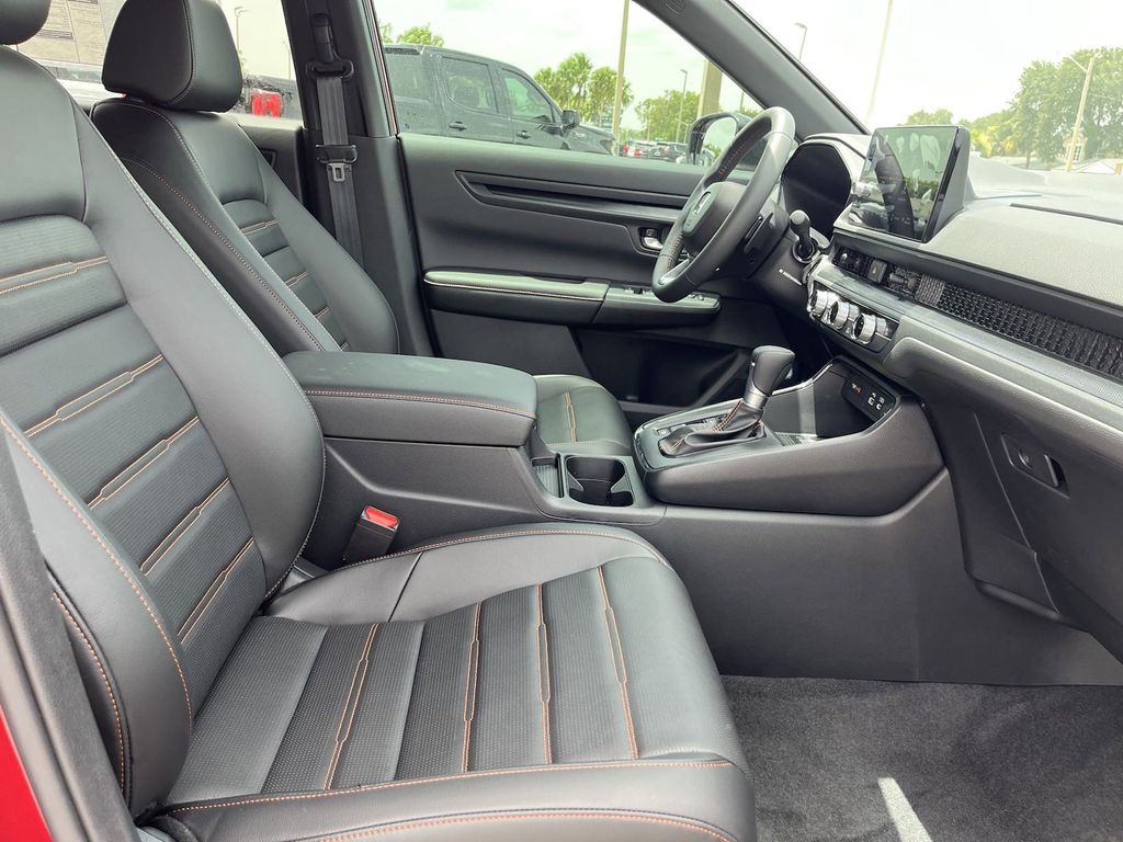 new 2025 Honda CR-V Hybrid car, priced at $37,920