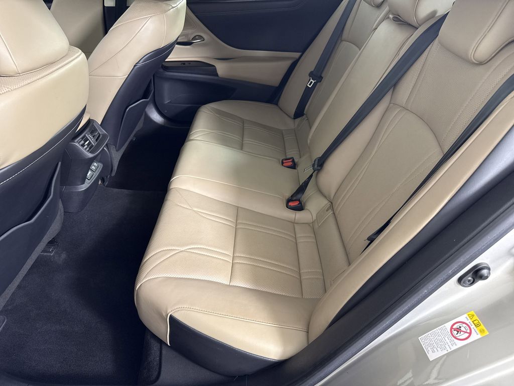 used 2019 Lexus ES car, priced at $30,367