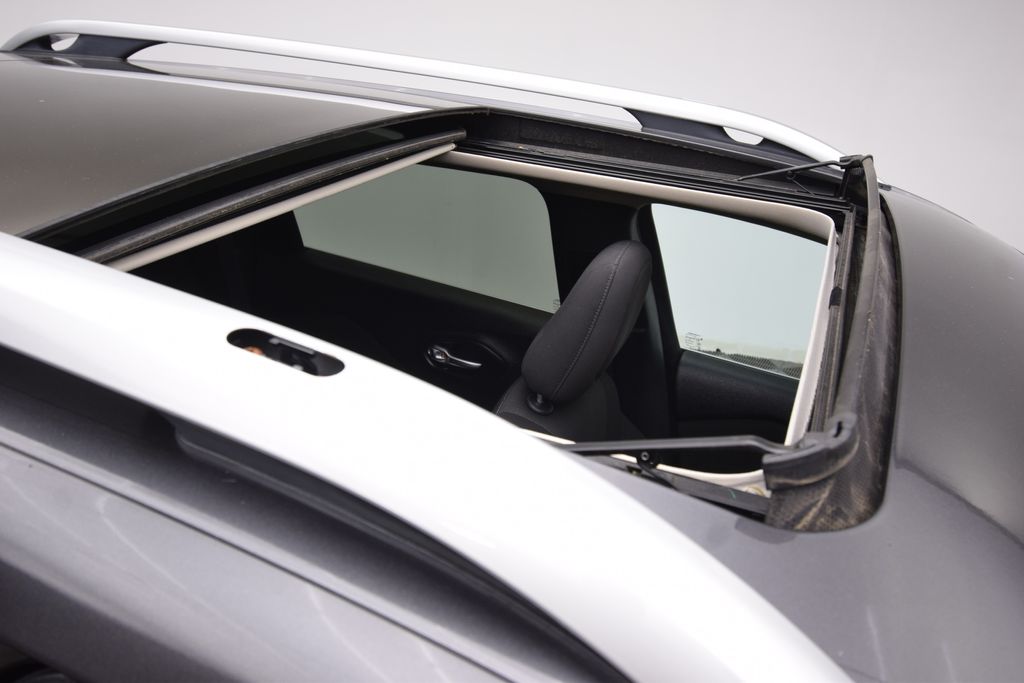 used 2016 Jeep Cherokee car, priced at $10,095