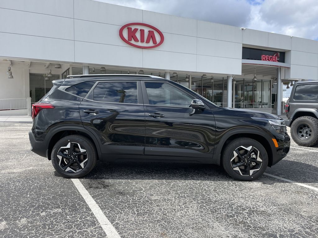 new 2025 Kia Seltos car, priced at $24,958