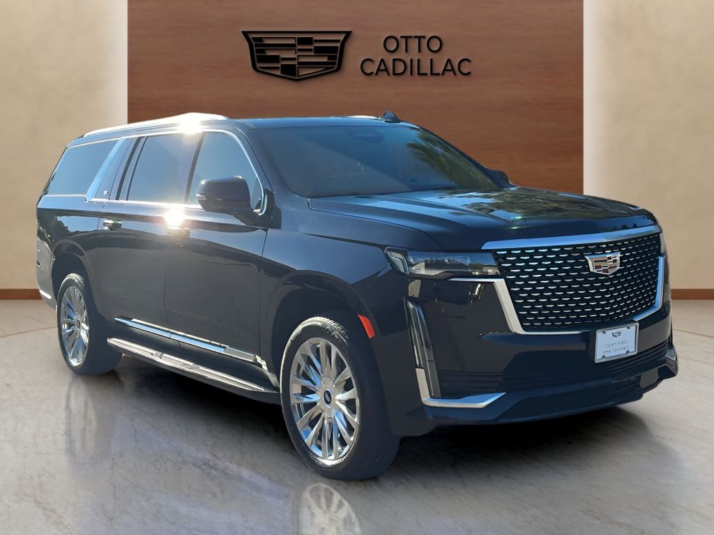 used 2023 Cadillac Escalade ESV car, priced at $70,400