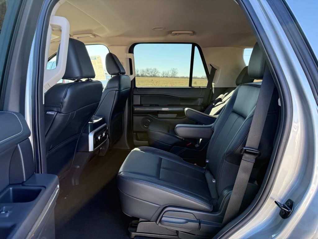 new 2024 Ford Expedition car, priced at $57,209