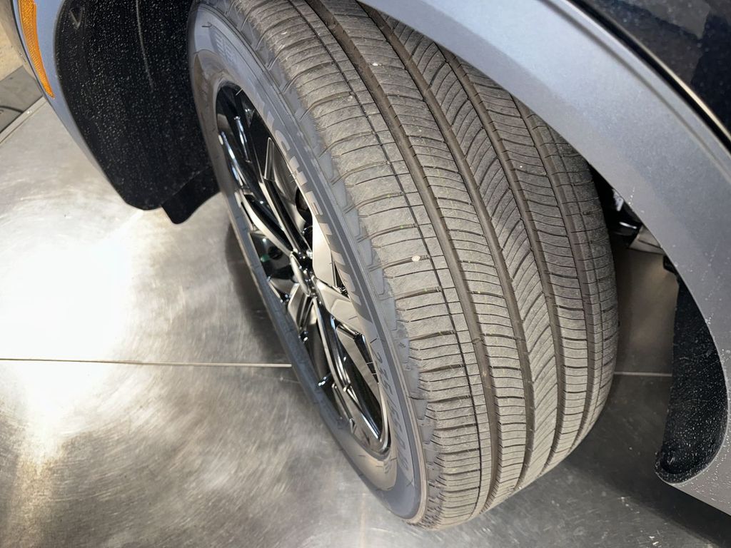 new 2025 Kia Sportage Plug-In Hybrid car, priced at $45,042
