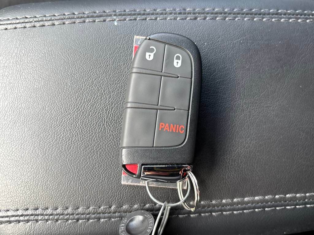 new 2025 Jeep Compass car, priced at $26,990