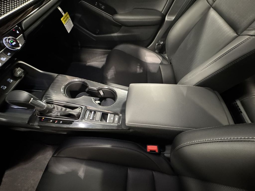 new 2025 Honda Civic Hybrid car, priced at $34,300