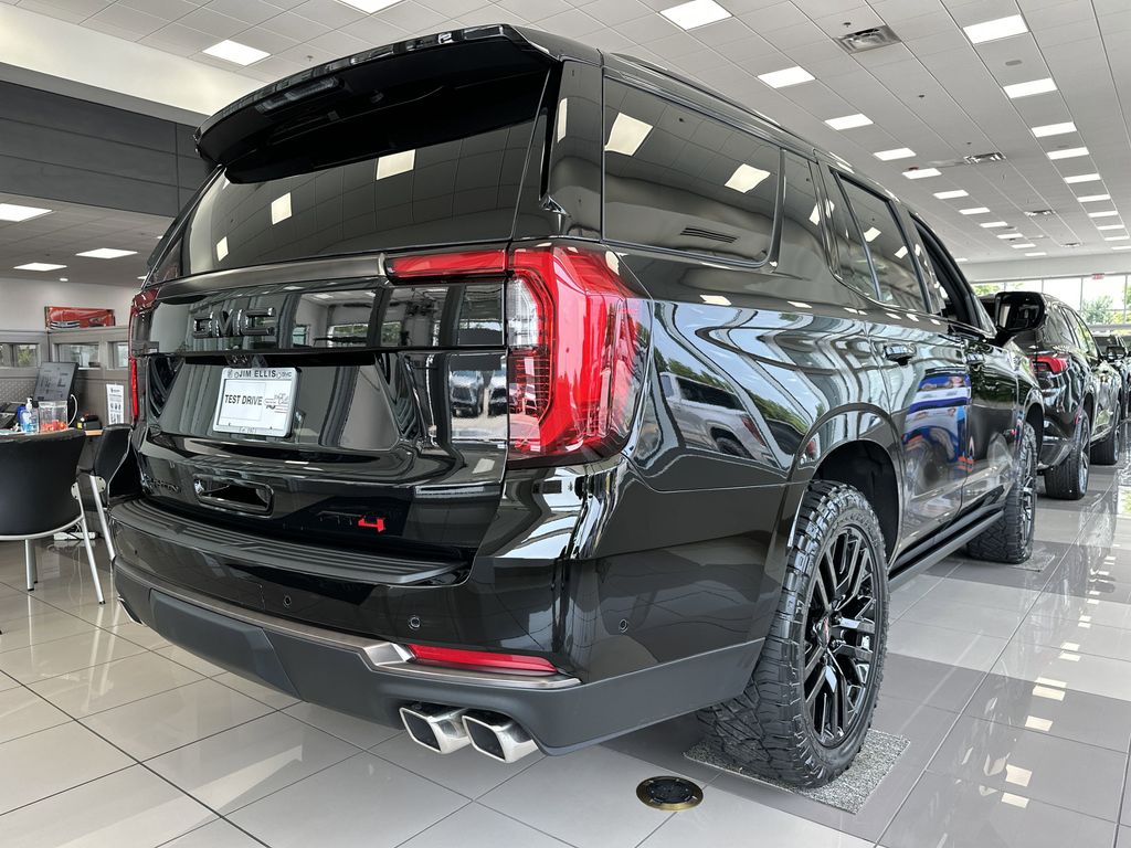 new 2025 GMC Yukon car, priced at $100,589