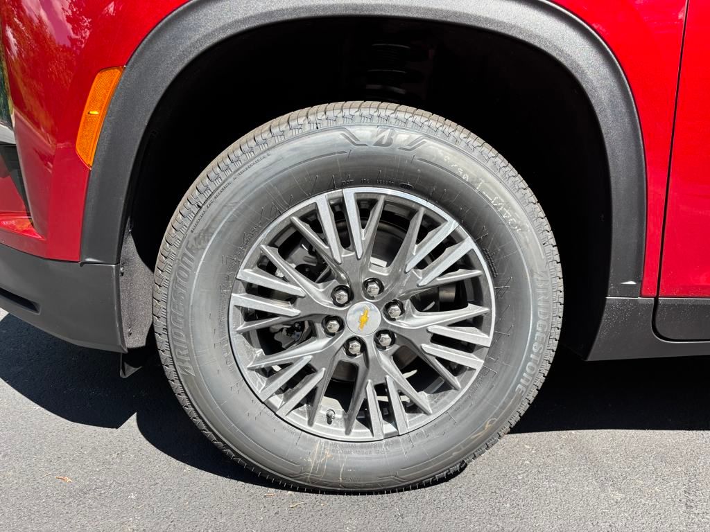 new 2025 Chevrolet Traverse car, priced at $45,190