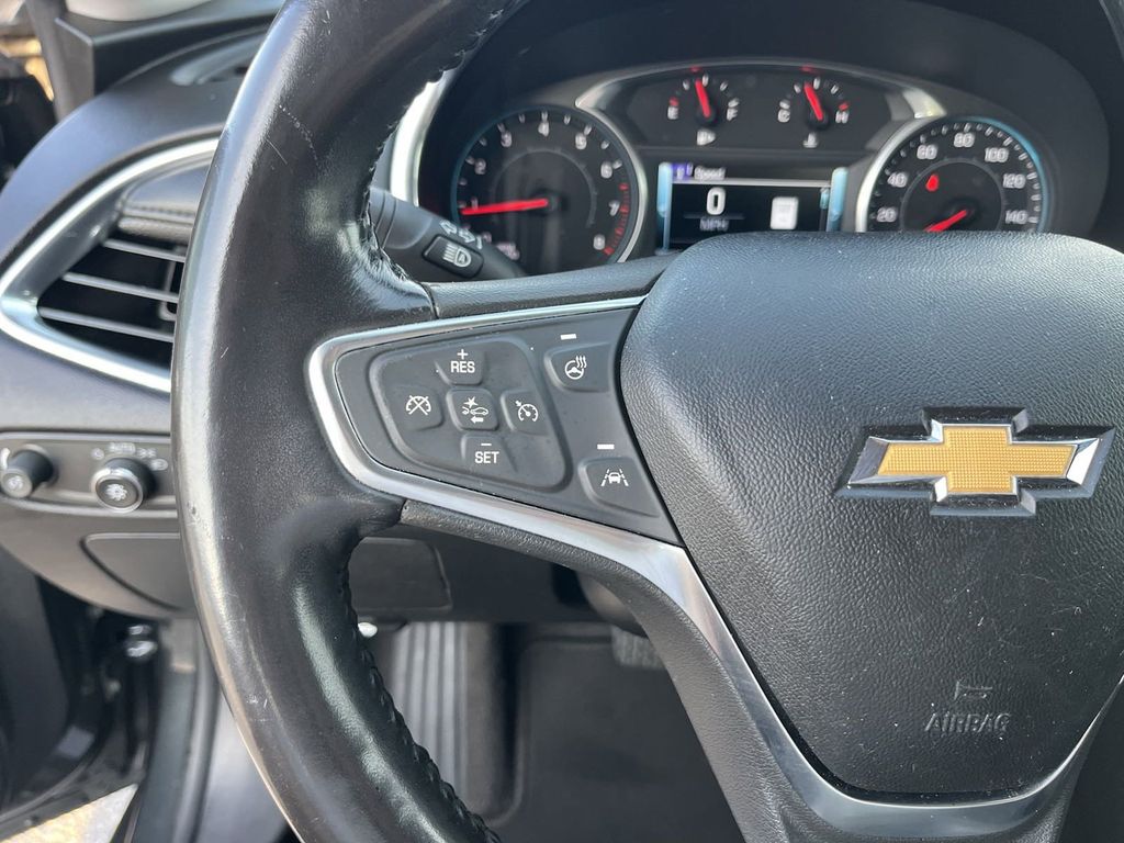 used 2018 Chevrolet Malibu car, priced at $14,893