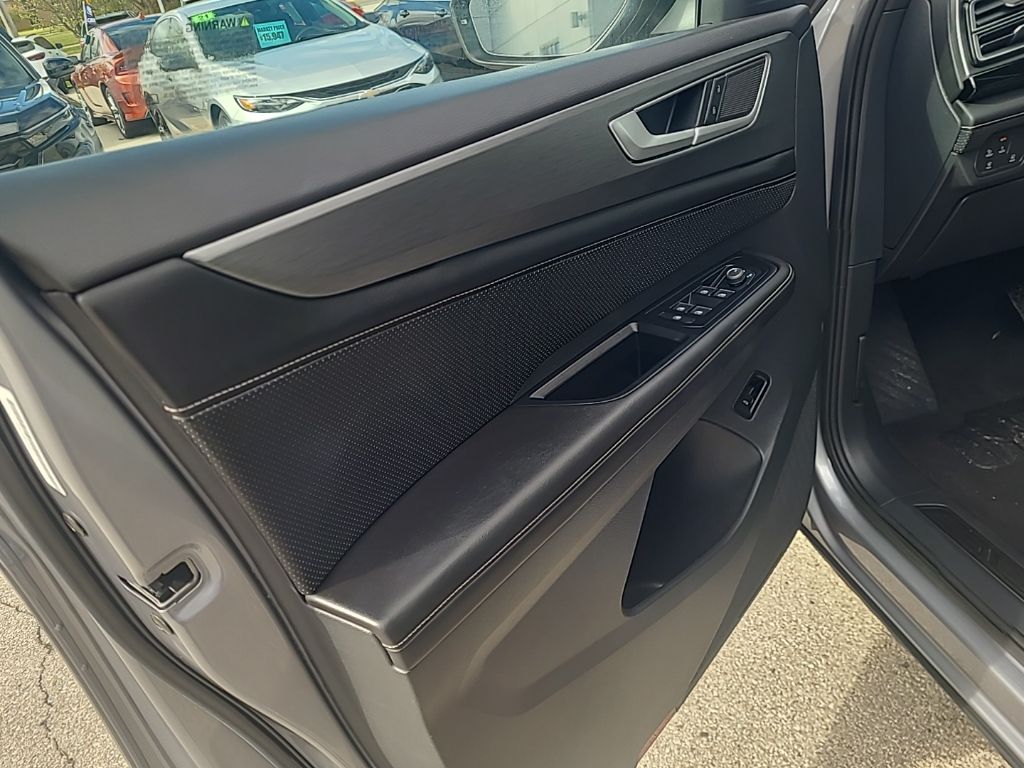 used 2024 Volkswagen Atlas Cross Sport car, priced at $34,532