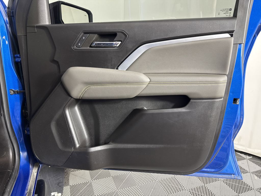 used 2023 Chevrolet Colorado car