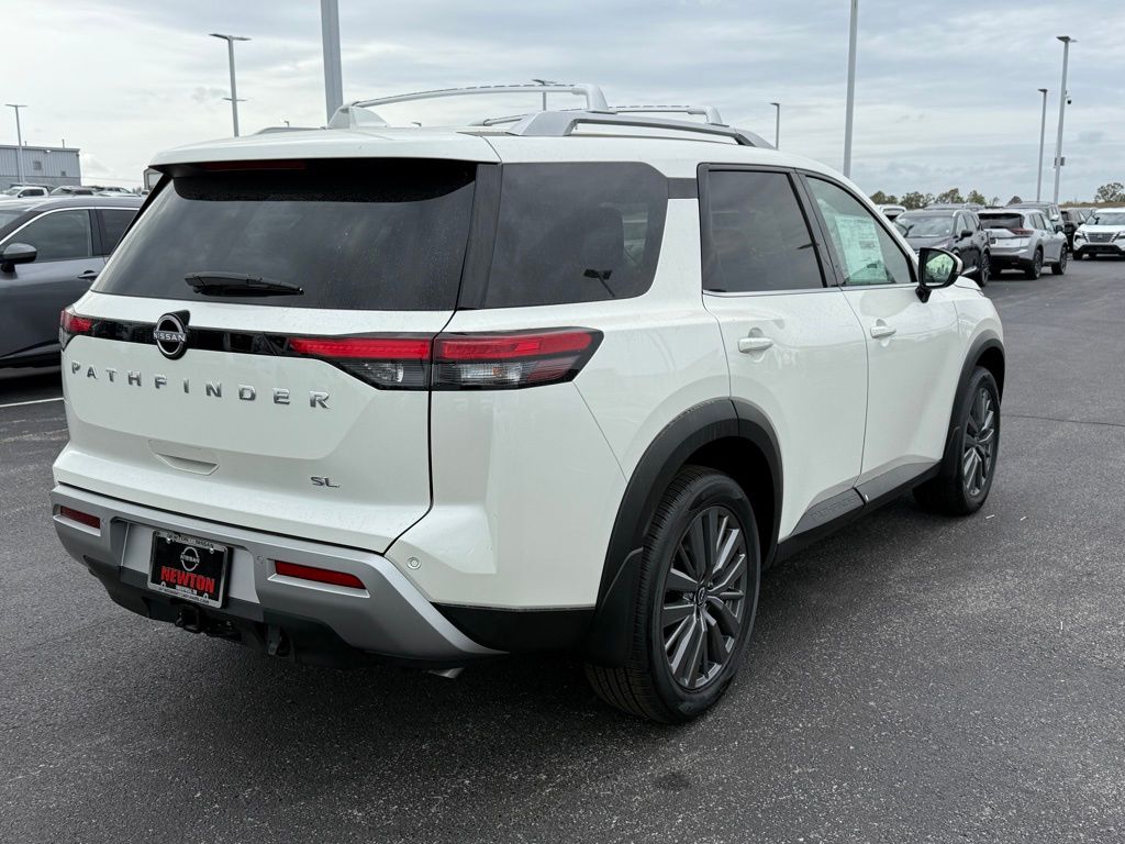 new 2024 Nissan Pathfinder car, priced at $40,915