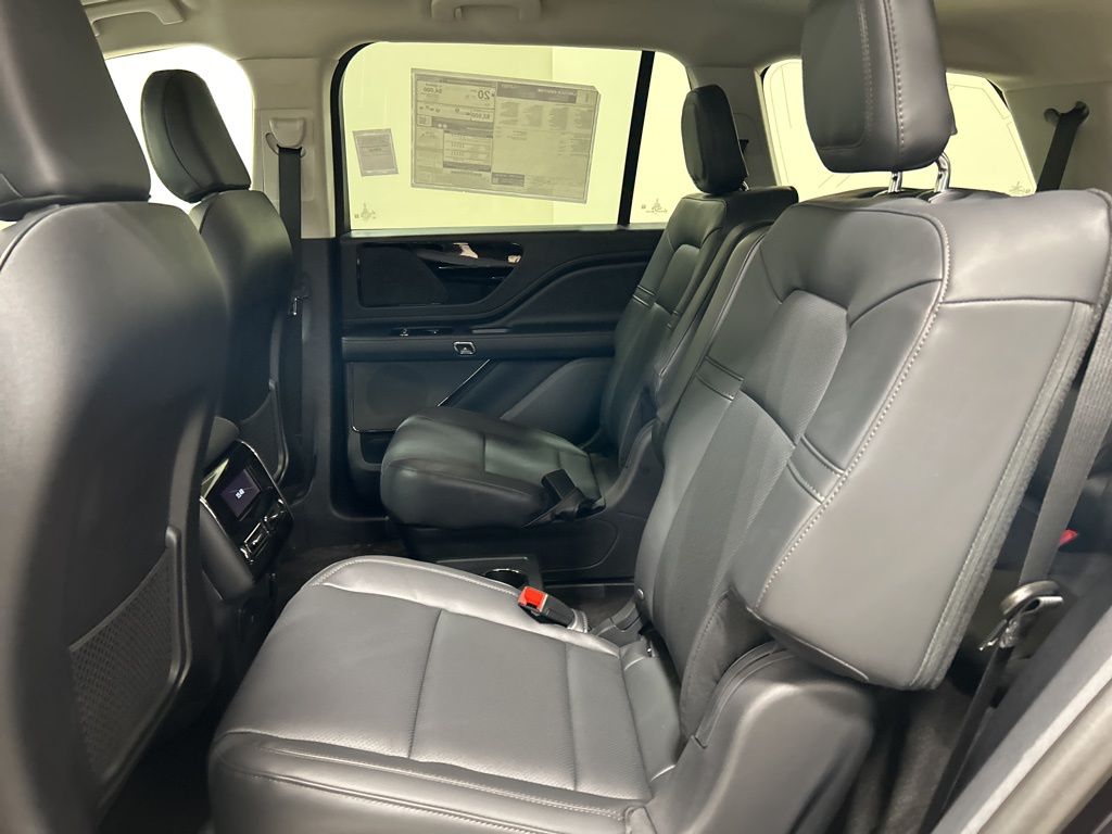 new 2026 Lincoln Aviator car, priced at $62,977