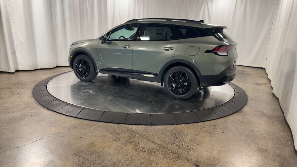 new 2025 Kia Sportage Plug-In Hybrid car, priced at $45,100
