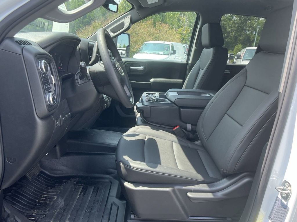 new 2024 GMC Sierra 2500HD car, priced at $47,778
