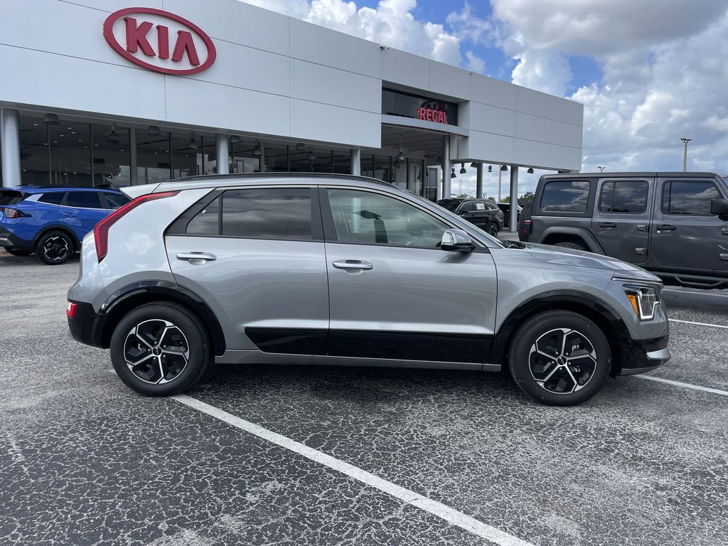 new 2025 Kia Niro car, priced at $32,903