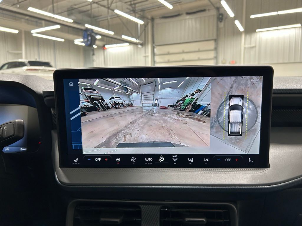 new 2025 Ford Maverick car, priced at $39,270